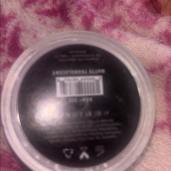 AOA Studio Perfect Setting Powder - Picture 2 of 2